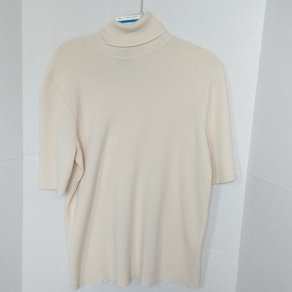 NWT Anne Klein Turtleneck Blouse